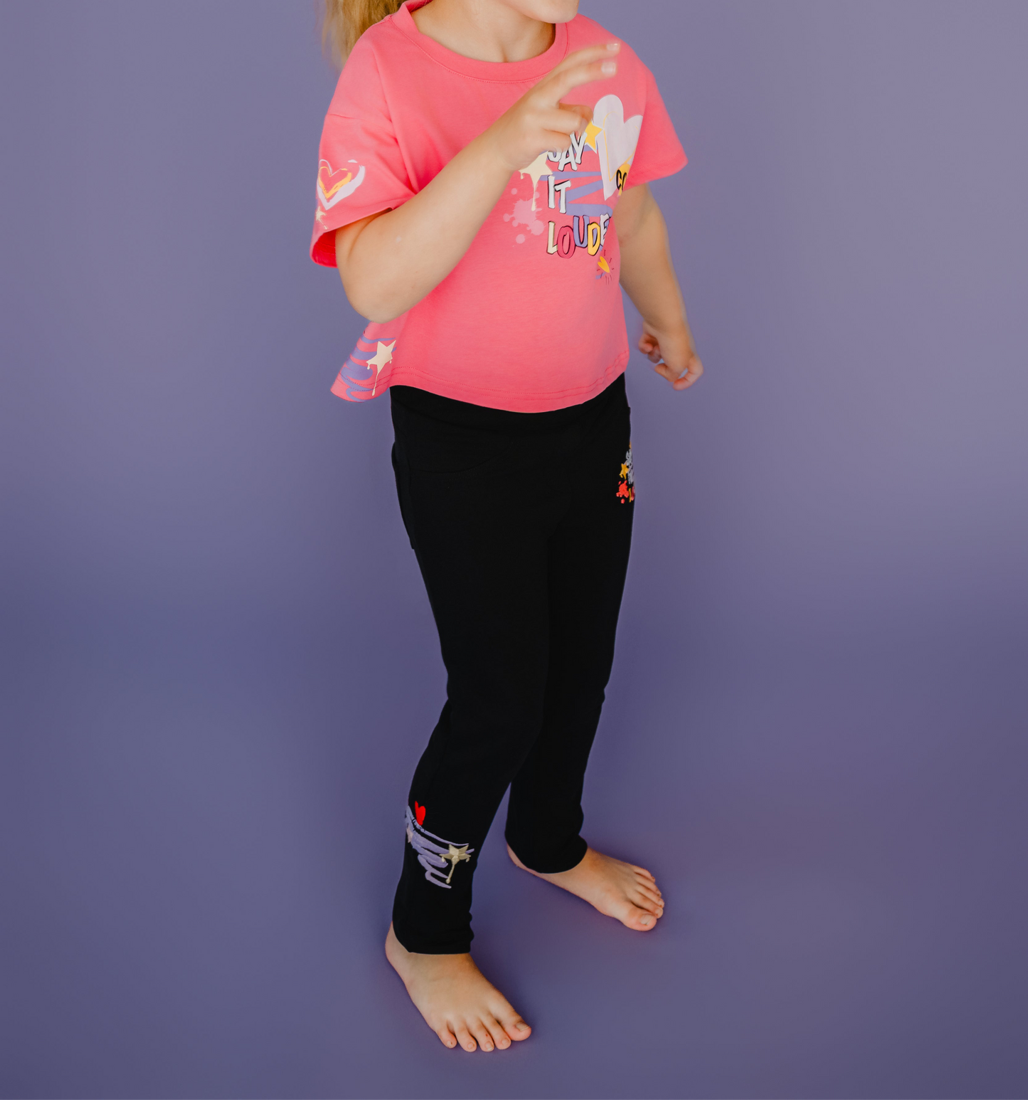 Ava Adventure- T-Shirt Hot Pink